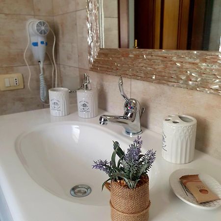 Bed and Breakfast Sinis Palmas Arborea Exterior foto